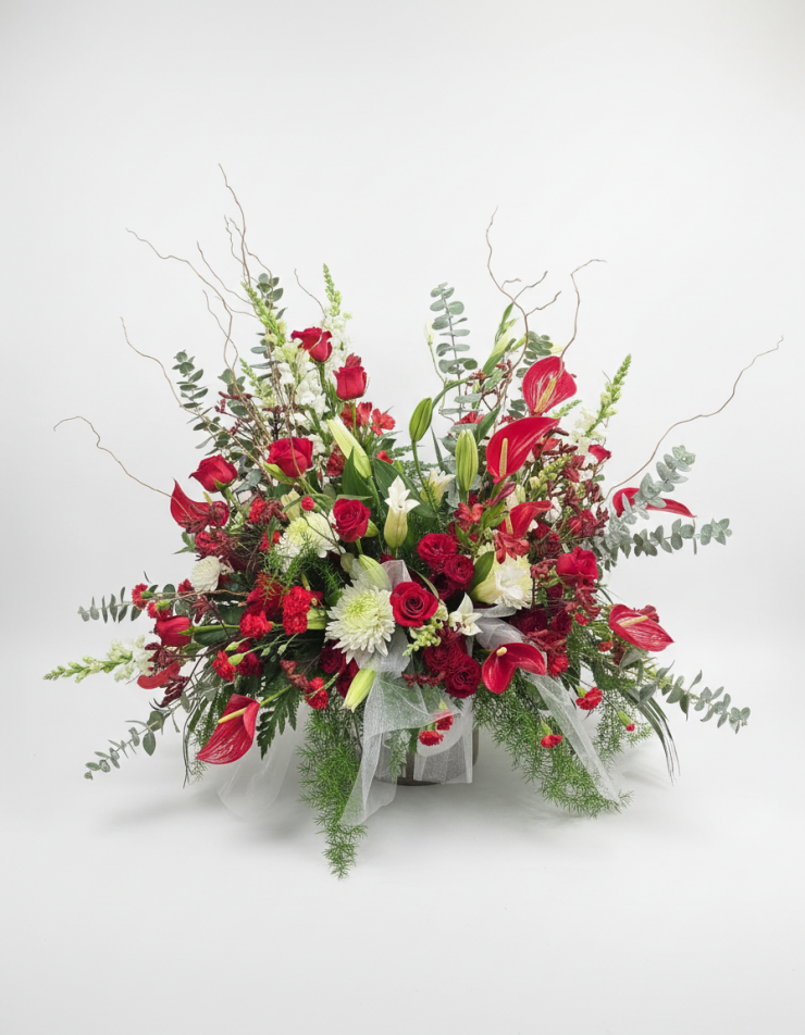 Understanding Sympathy vs. Funeral Flowers: Making the Right Choice for Heartfelt Condolences